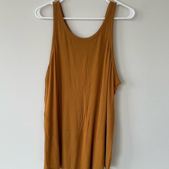 Lululemon Full Day Ahead Tank 14 - Picture 2 of 4